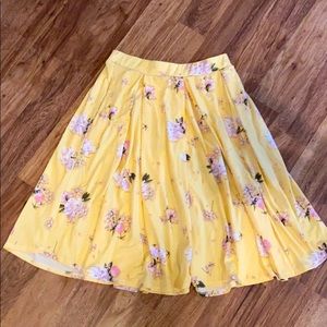 LulaRoe Madison Skirt M